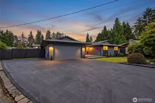 10531 25th Dr SE, Everett, WA 98208 - Photo 3