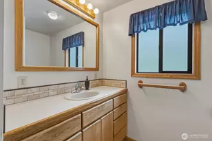 299 Cedar Ln, Longview, WA 98632 - Photo 15