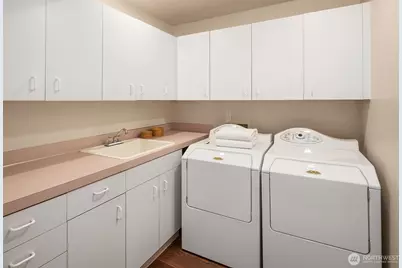 11122 NE 41st Drive #39, Kirkland, WA 98033 - Photo 31