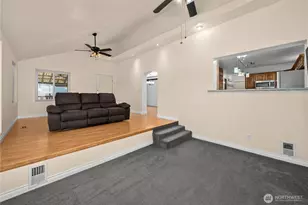 928 127th Street Street Ct E, Tacoma, WA 98445 - Photo 7
