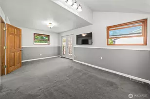 928 127th Street Street Ct E, Tacoma, WA 98445 - Photo 19