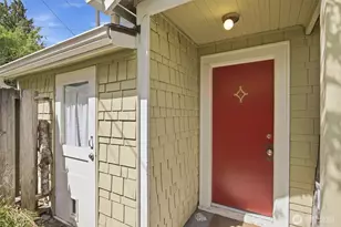 5521 12th Ave NE, Seattle, WA 98105 - Photo 33