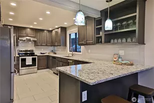2805 N Bluff Rd, Greenbank, WA 98253 - Photo 15