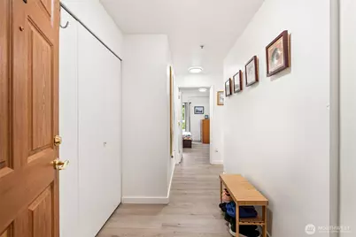 2805 NE 125th Street #304, Seattle, WA 98125 - Photo 3