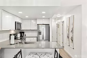 2805 NE 125th St, Seattle, WA 98125 - Photo 5