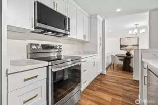3710 26th Pl W, Seattle, WA 98199 - Photo 9