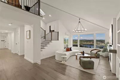 7712 89th Place SE, Mercer Island, WA 98040 - Photo 9