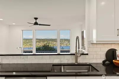 7712 89th Place SE, Mercer Island, WA 98040 - Photo 13