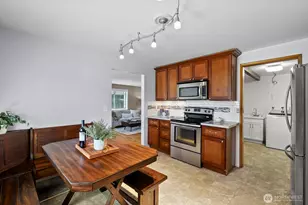 9723 Forest Ave SW, Lakewood, WA 98498 - Photo 11