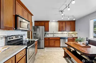 9723 Forest Ave SW, Lakewood, WA 98498 - Photo 9