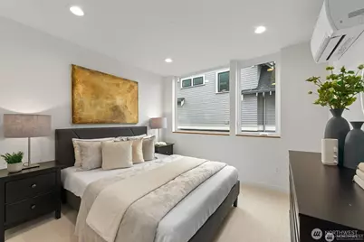 4116 A Burke Avenue N, Seattle, WA 98103 - Photo 25