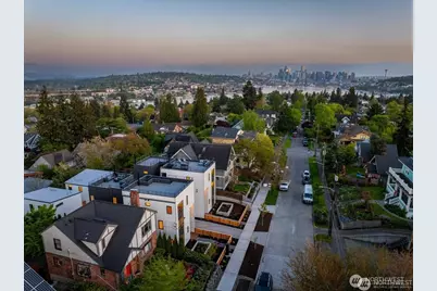 4116 A Burke Avenue N, Seattle, WA 98103 - Photo 3