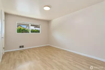23011 Marine View Drive S #B310, Des Moines, WA 98198 - Photo 13
