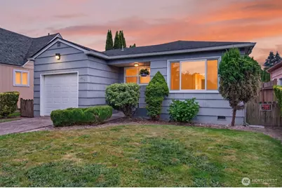 306 Douglas Street, Longview, WA 98632 - Photo 1