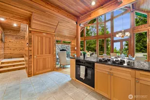 37 N Summit Dr, Bellingham, WA 98229 - Photo 11