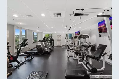 121 Vine Street #303, Seattle, WA 98121 - Photo 27