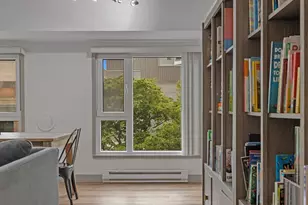 121 Vine St, Seattle, WA 98121 - Photo 9