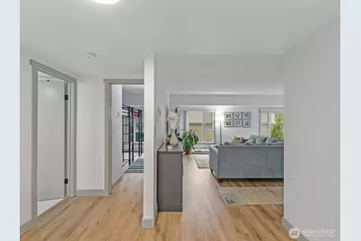 121 Vine Street #303, Seattle, WA 98121 - Photo 15