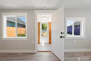 325 23rd Ave, Longview, WA 98632 - Photo 5