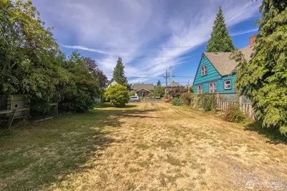1244 Grant Street, Bellingham, WA 98225 - Photo 9