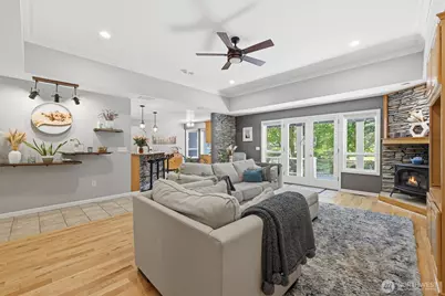 13732 217th Avenue SE, Issaquah, WA 98027 - Photo 15