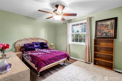 28461 26th Avenue S, Federal Way, WA 98003 - Photo 17