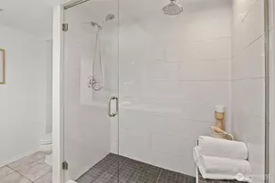 2001 NE 12th St, Renton, WA 98056 - Photo 19