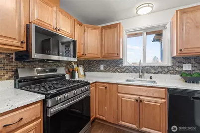 24527 36th Avenue S, Kent, WA 98032 - Photo 11