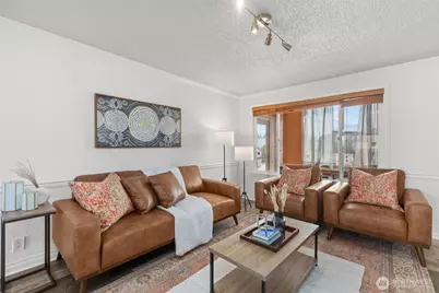 24527 36th Avenue S, Kent, WA 98032 - Photo 3