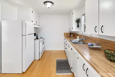 17904 8th Avenue NE, Shoreline, WA 98155 - Photo 11
