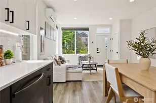 10306 Midvale Ave N, Seattle, WA 98133 - Photo 9