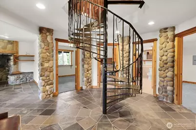 17049 Lake Point Drive SE, Yelm, WA 98597 - Photo 23