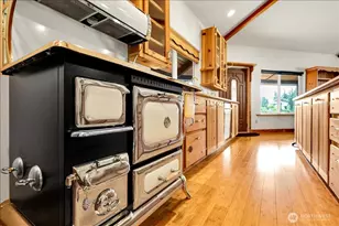 17049 Lakepoint Dr SE, Yelm, WA 98597 - Photo 11