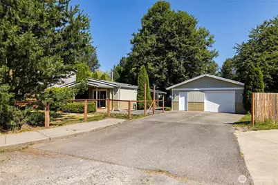 223 N Reed Street, Sedro Woolley, WA 98284 - Photo 1