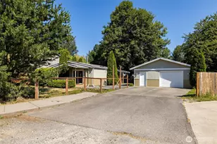 223 N Reed St, Sedro Woolley, WA 98284 - Photo 1