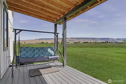 2735 4th Street, East Wenatchee, WA 98802 - Photo 19