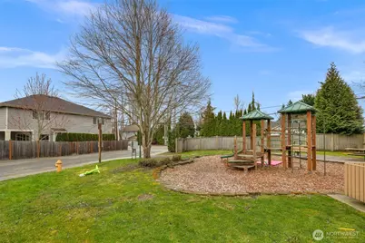 317 204th Place SE, Bothell, WA 98012 - Photo 27