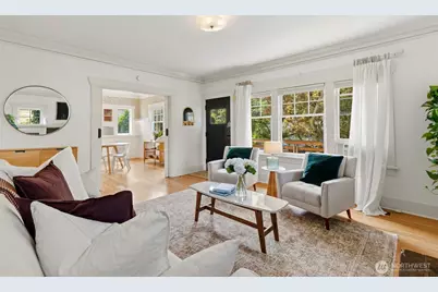 360 Howe Street, Seattle, WA 98109 - Photo 7
