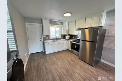 124 Mitchell Street, Sumas, WA 98295 - Photo 15