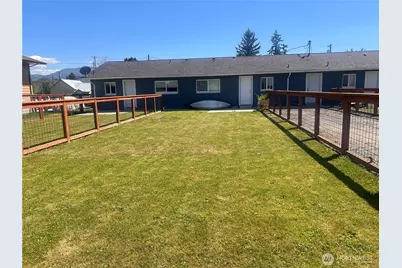 124 Mitchell Street, Sumas, WA 98295 - Photo 31
