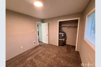 124 Mitchell Street, Sumas, WA 98295 - Photo 11