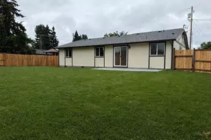 303 Railroad St SW, Yelm, WA 98597 - Photo 23