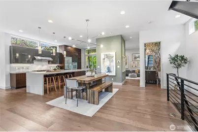 1313 4th Avenue W, Seattle, WA 98119 - Photo 3