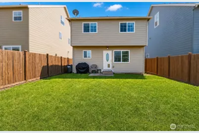 10557 190th Street E, Puyallup, WA 98374 - Photo 3