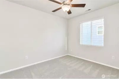 10557 190th Street E, Puyallup, WA 98374 - Photo 9