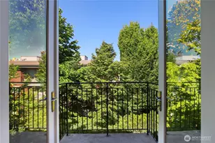 719 Harvard Ave E, Seattle, WA 98102 - Photo 21