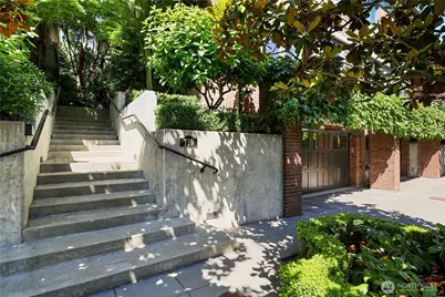 719 Harvard Avenue E, Seattle, WA 98102 - Photo 3