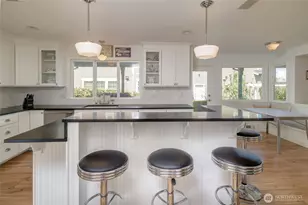 645 18th Ave W, Kirkland, WA 98033 - Photo 21