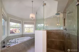645 18th Ave W, Kirkland, WA 98033 - Photo 31