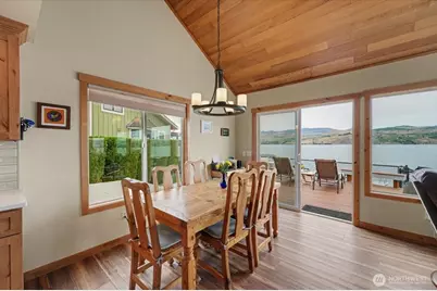 1386 S Lakeshore Road, Chelan, WA 98816 - Photo 19